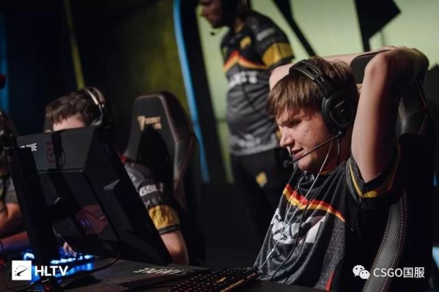 LNG赛后返图：Scout目光无神 GALA略显凝重