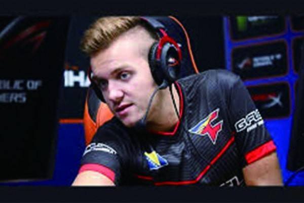 Fnatic 在 VCT 2025：EMEA 第一阶段开始前宣布教练团队变动