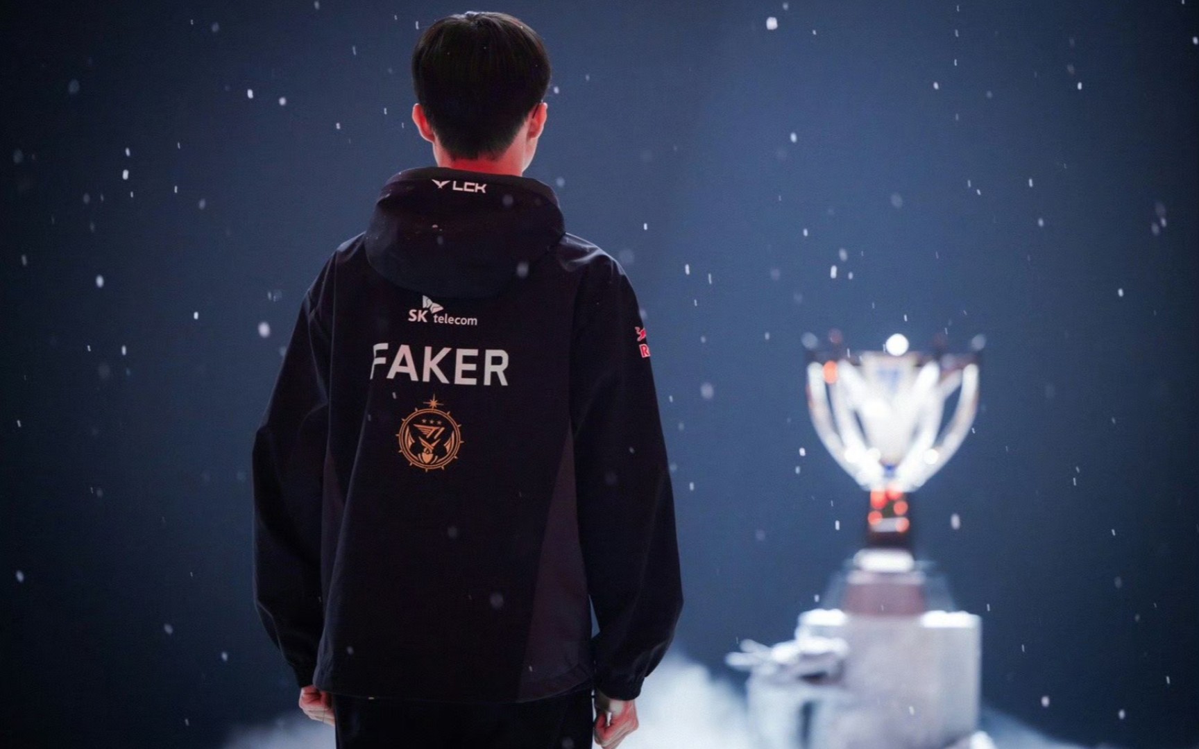 DOTA2热度回春？在线人数直逼Ti9